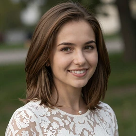 Alina, 26 - beautiful Belarus woman seeking meaningful relationship